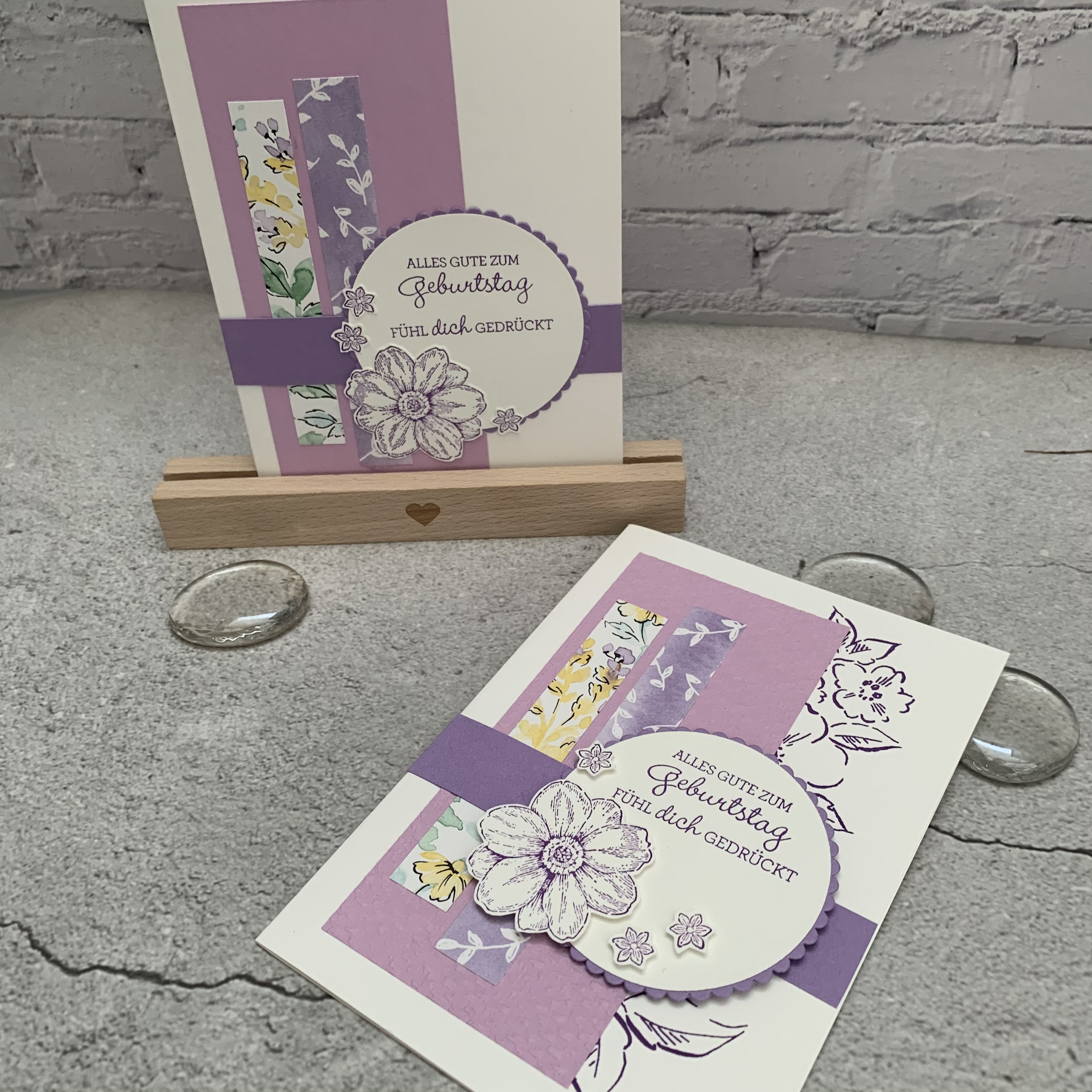 Von Hand gemalt - Karte Flieder 2.jpeg